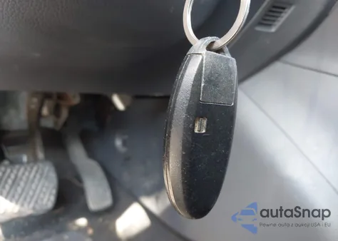 2016 Nissan Sentra Sr z USA, uszkodzony, nr VIN 3N1AB7AP4GY235930